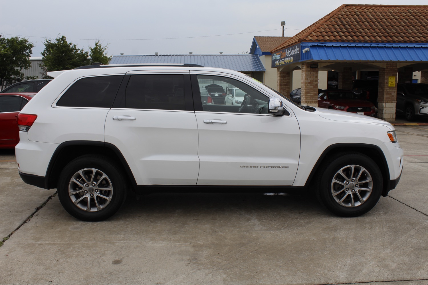 2015 Jeep Grand Cherokee Limited 2WD 4