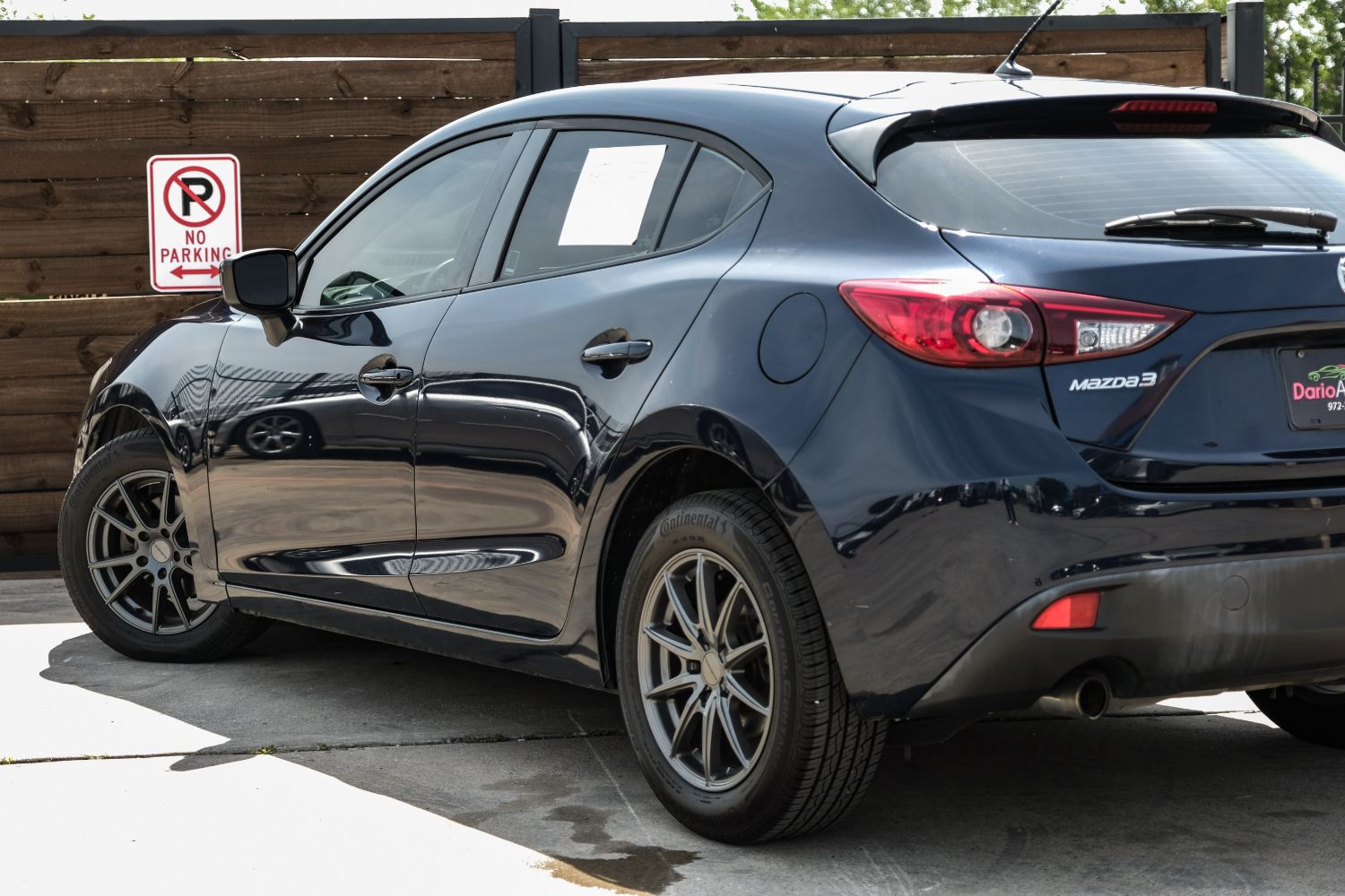 2015 Mazda MAZDA3 i Sport MT 5-Door 15