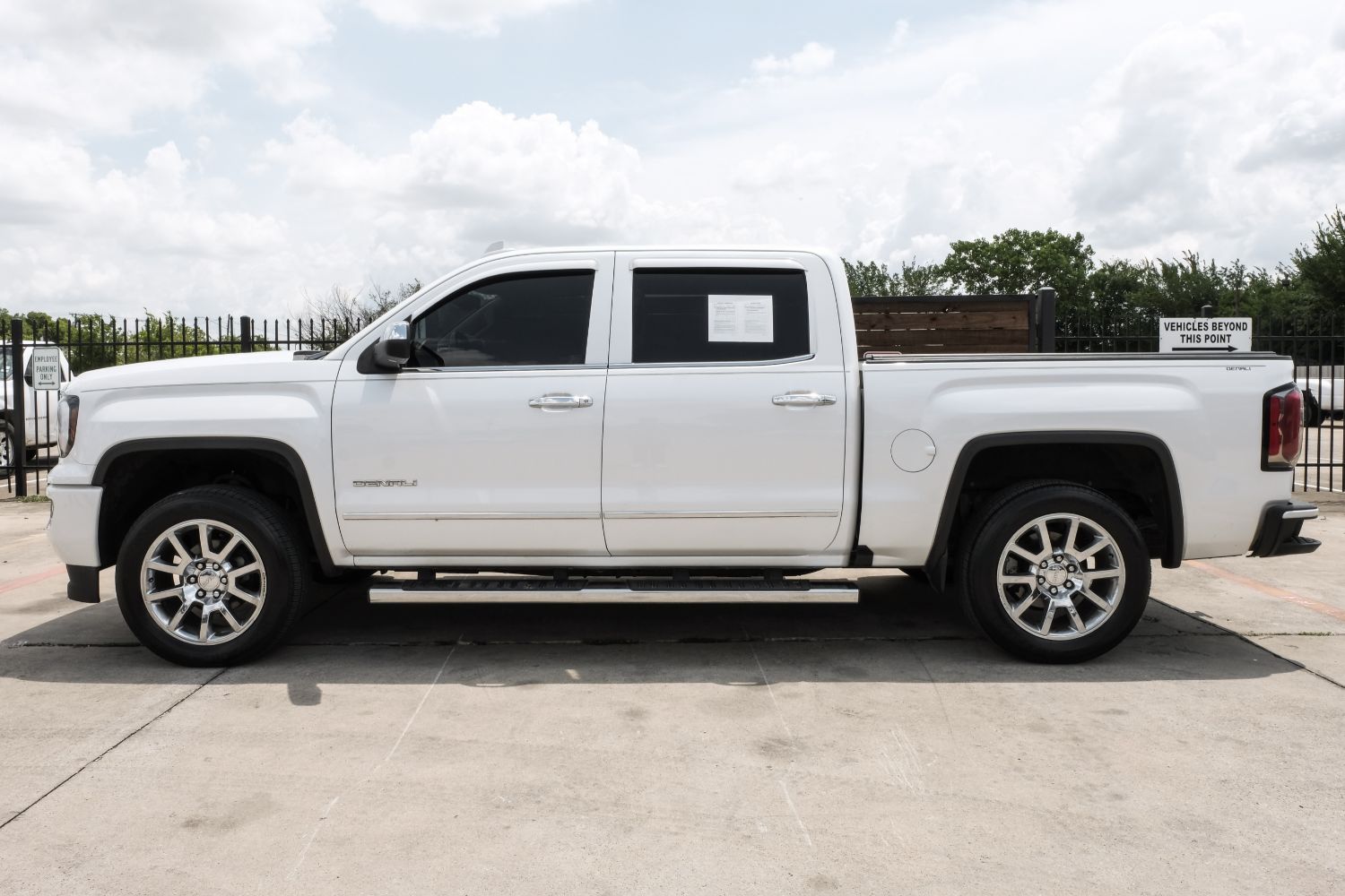 2017 GMC Sierra 1500 Denali Crew Cab Long Box 2WD 20