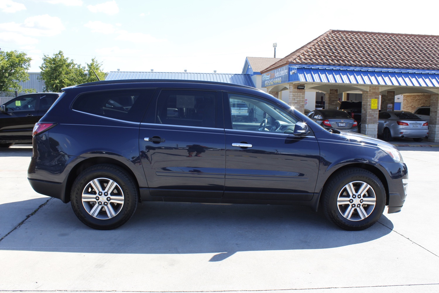 2016 Chevrolet Traverse 2LT FWD 9