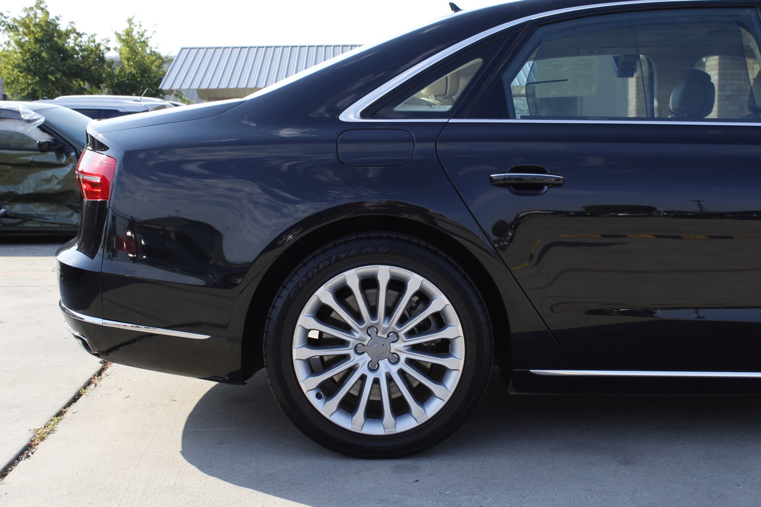 2015 Audi A8 L 4.0T quattro 12