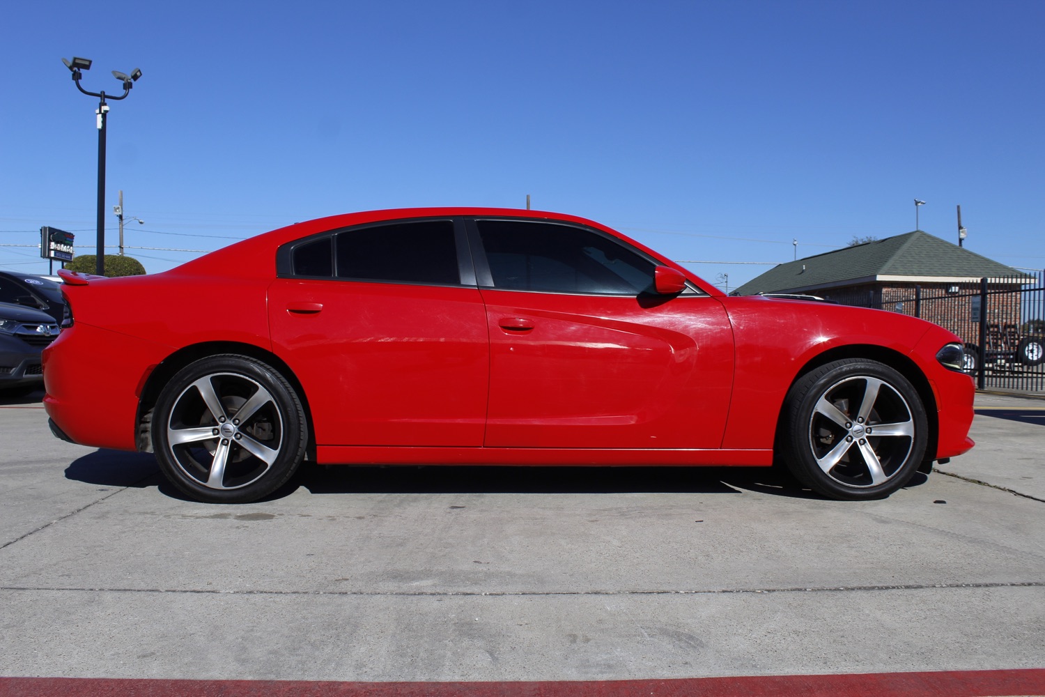 2017 Dodge Charger SE 7