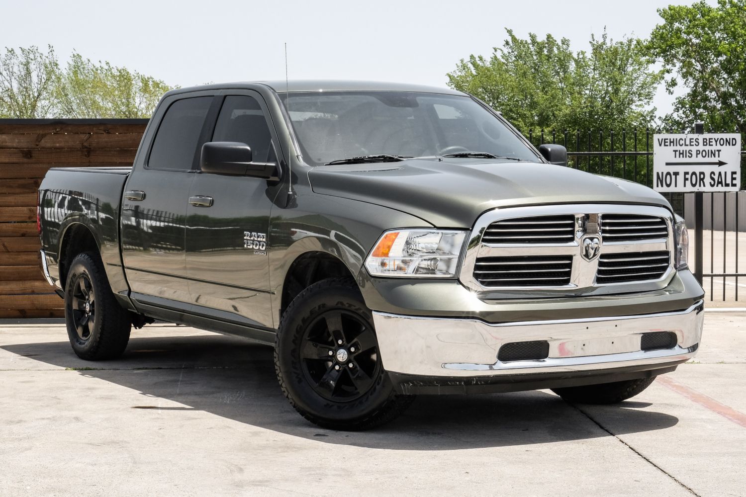 2021 RAM 1500 Classic Tradesman Crew Cab SWB 4WD 8