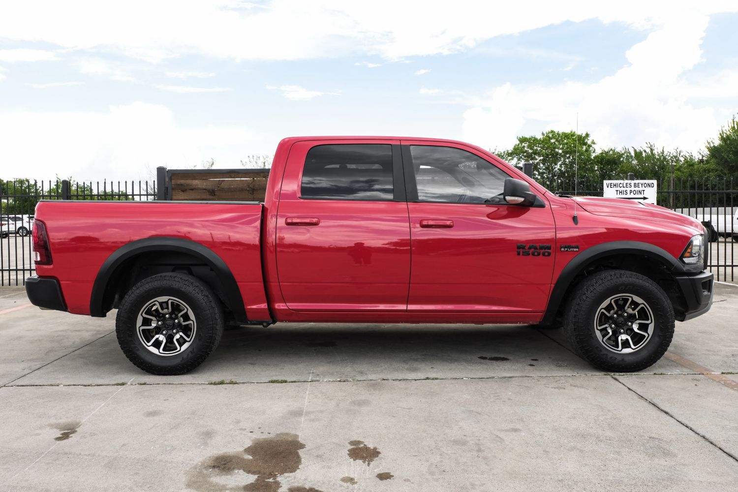 2017 RAM 1500 Rebel Crew Cab SWB 4WD 11