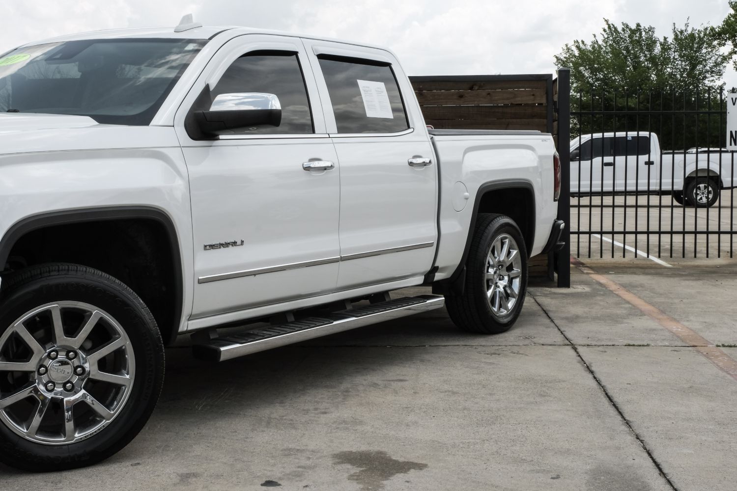 2017 GMC Sierra 1500 Denali Crew Cab Long Box 2WD 7