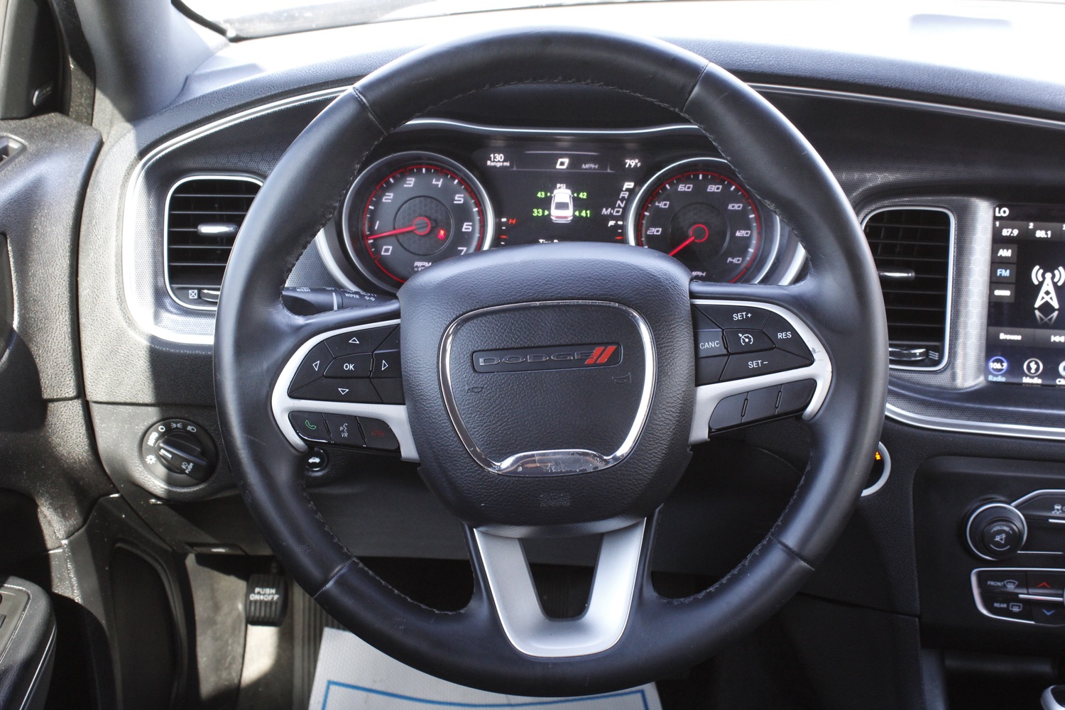 2016 Dodge Charger SXT 17