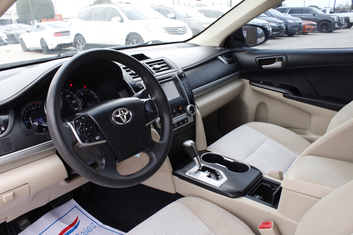 2012 Toyota Camry LE 13