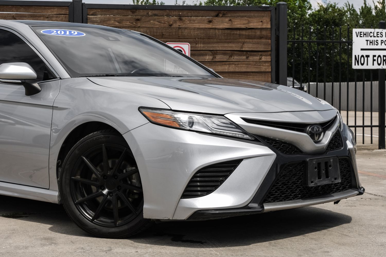 2019 Toyota Camry XSE 11