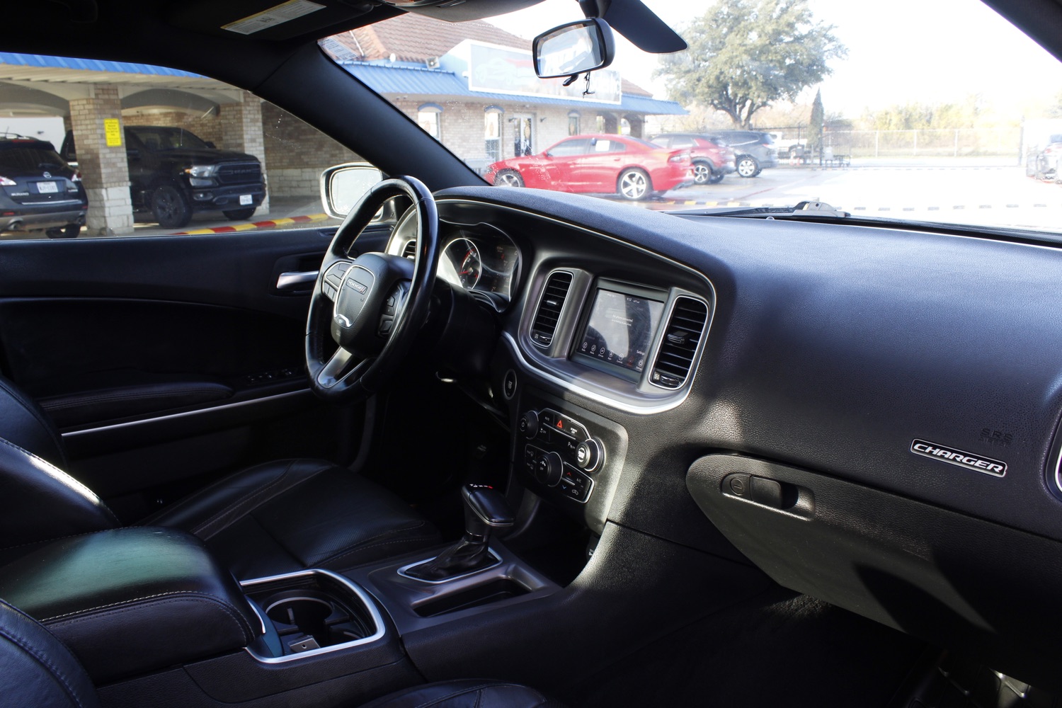 2019 Dodge Charger SXT 12