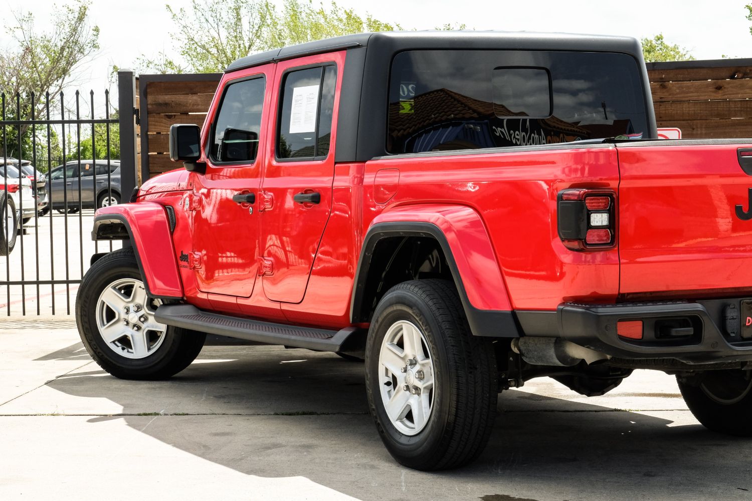 2020 Jeep Gladiator Sport 13