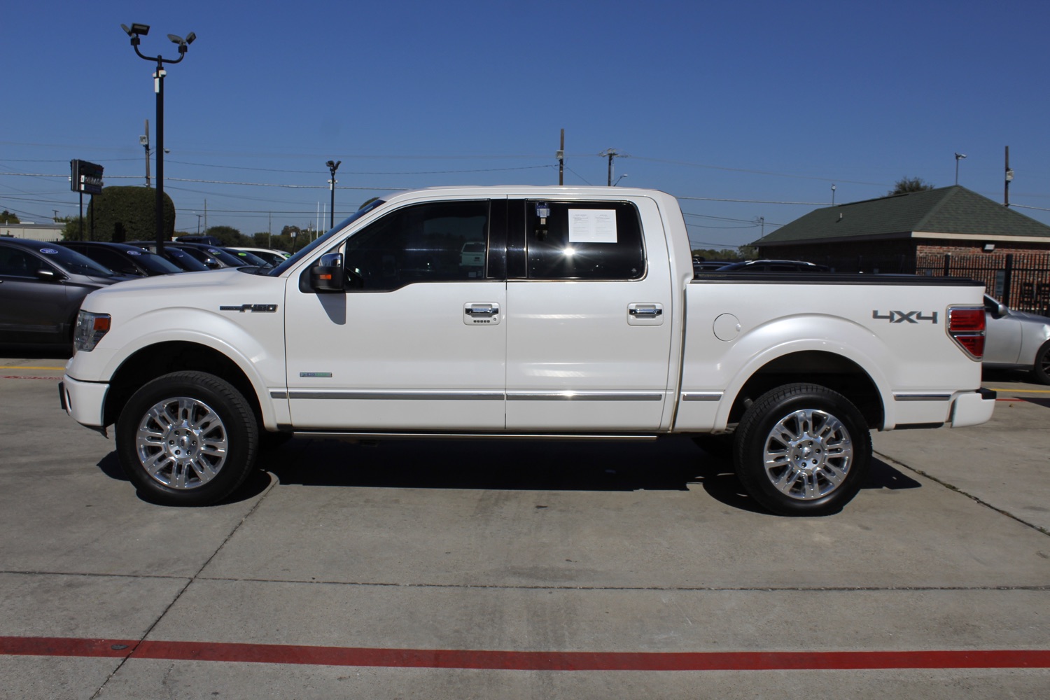 2014 Ford F-150 Platinum SuperCrew 5.5-ft. Bed 4WD 3