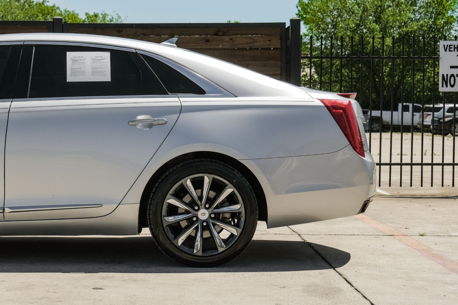 2013 Cadillac XTS Luxury 17