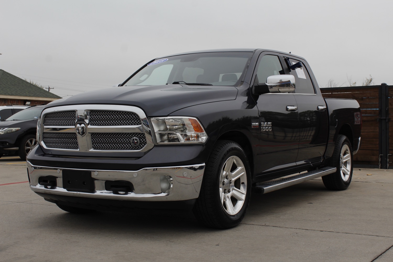 2018 RAM 1500 SLT Crew Cab SWB 2WD 2