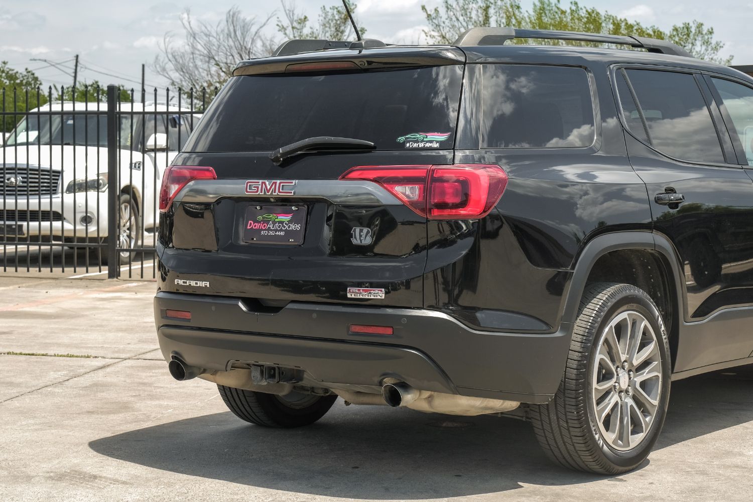 2017 GMC Acadia All Terrain 2 AWD 12