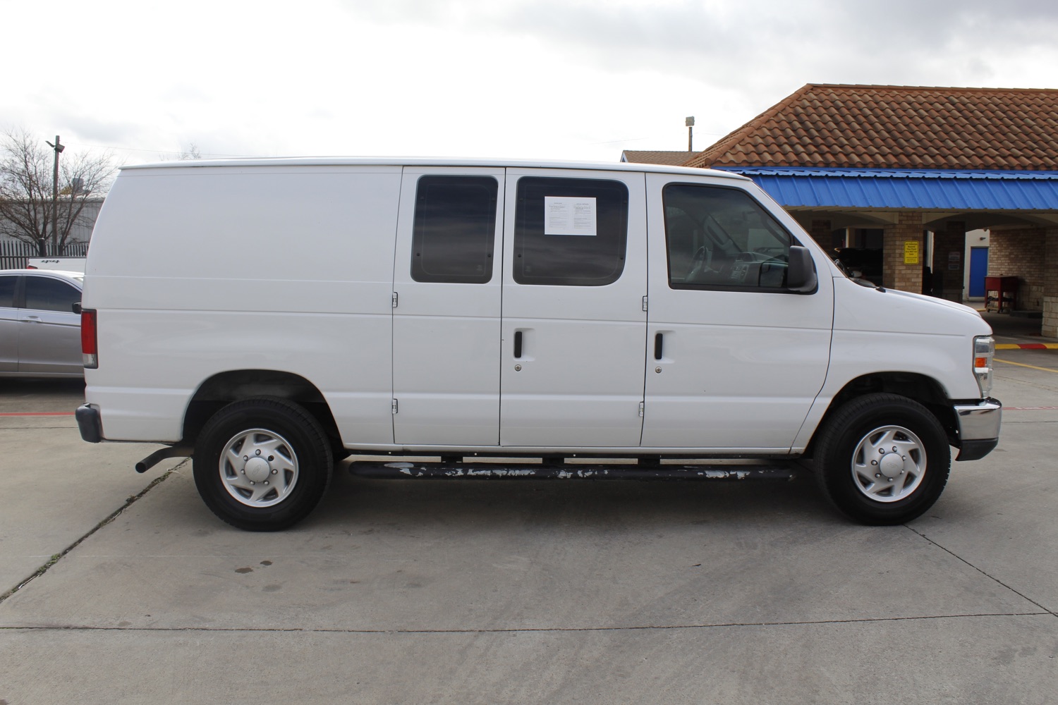 2014 Ford Econoline E-250 8