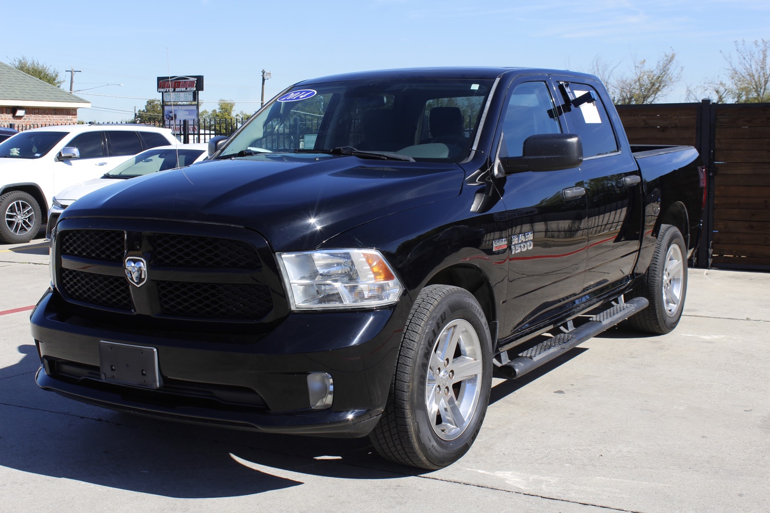 2014 RAM 1500 Tradesman/Express Crew Cab SWB 2WD 2