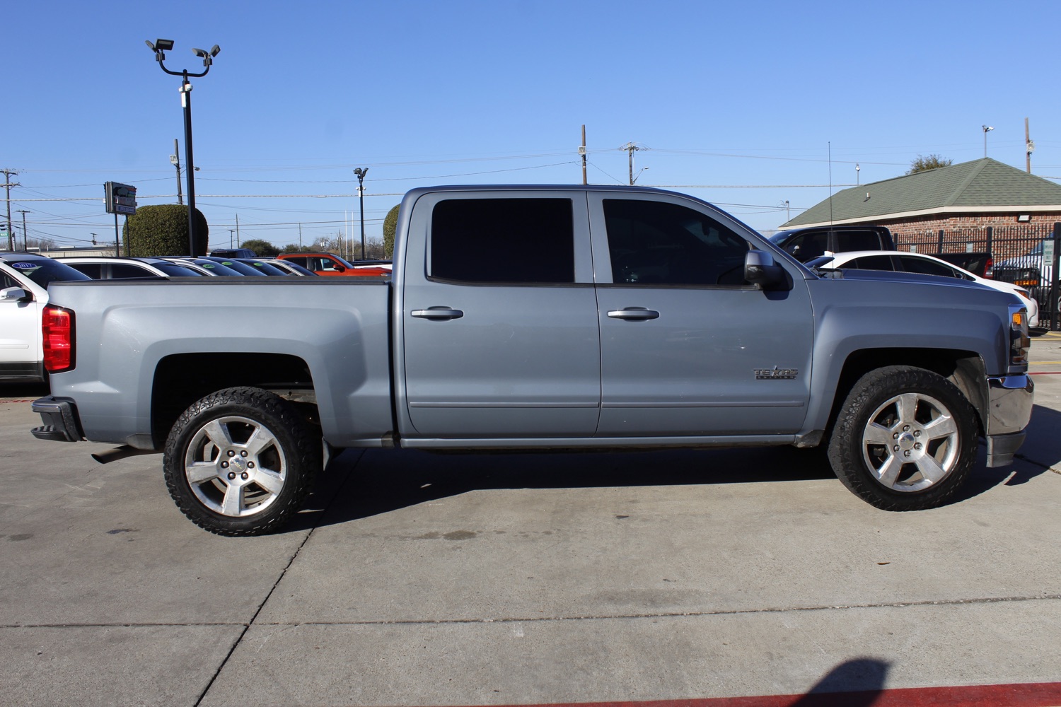 2016 Chevrolet Silverado 1500 LT Crew Cab 2WD 8