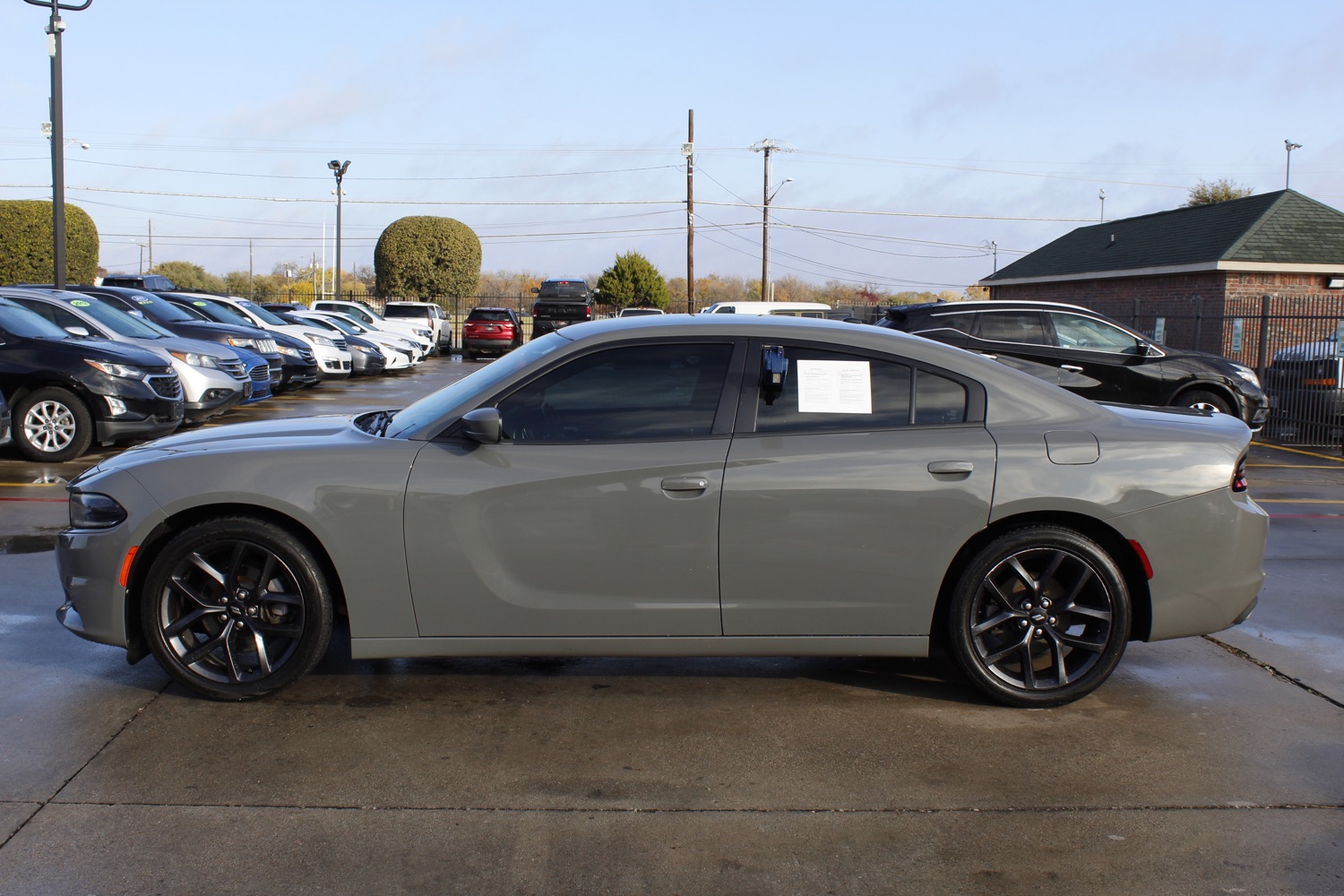 2019 Dodge Charger SXT 3