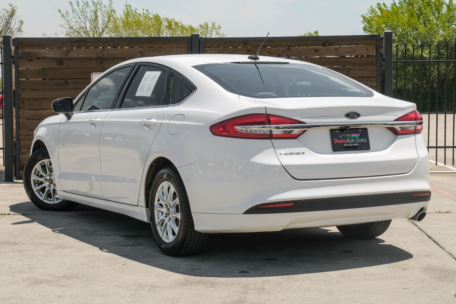 2018 Ford Fusion S 14