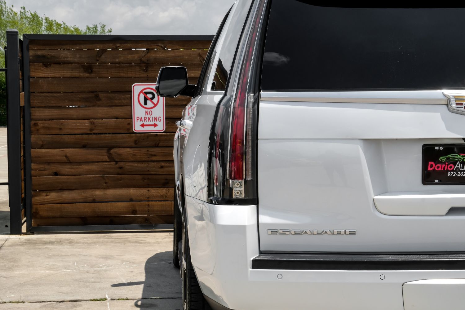 2016 Cadillac Escalade Luxury 4WD 48