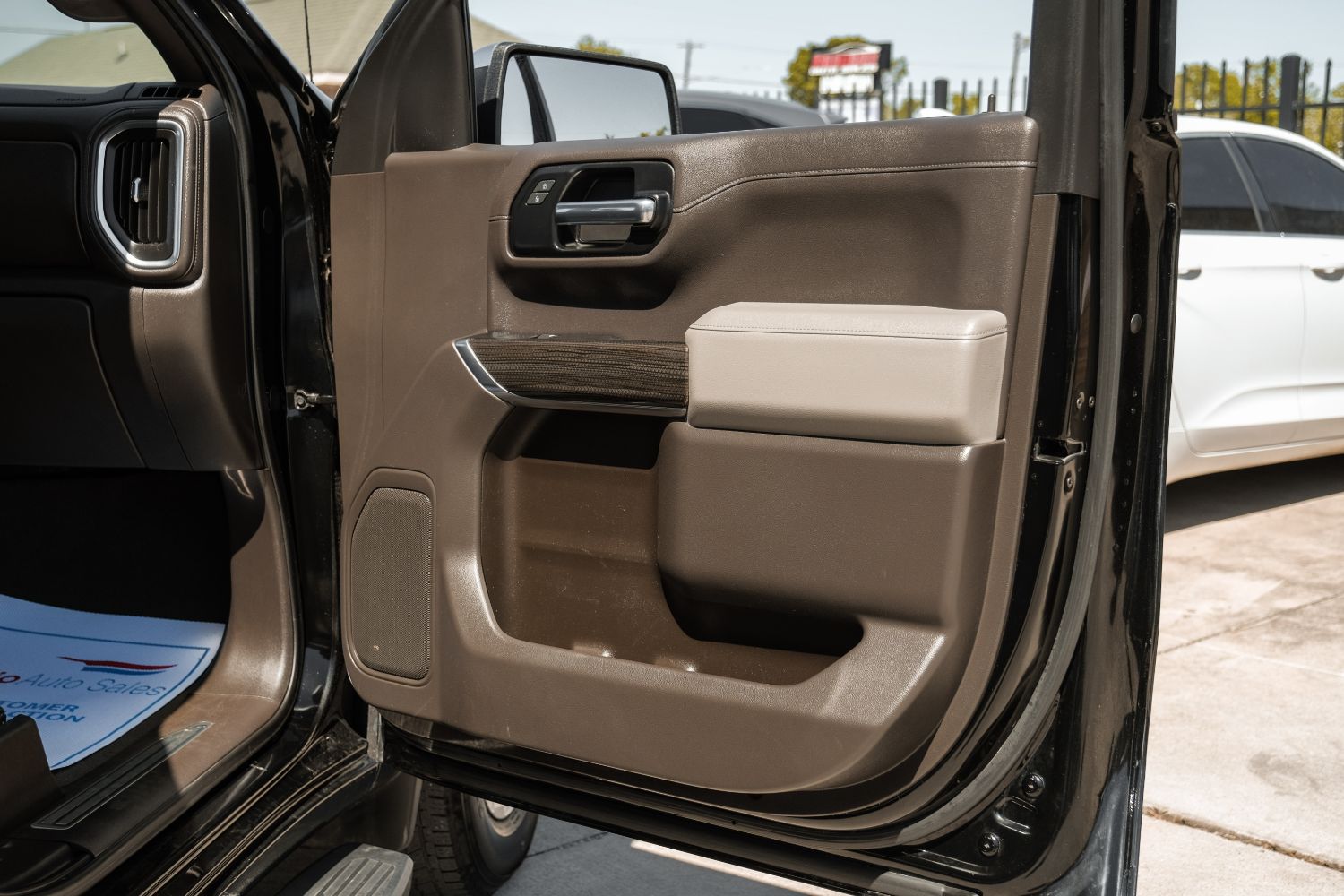 2019 Chevrolet Silverado 1500 LT Crew Cab 2WD 44