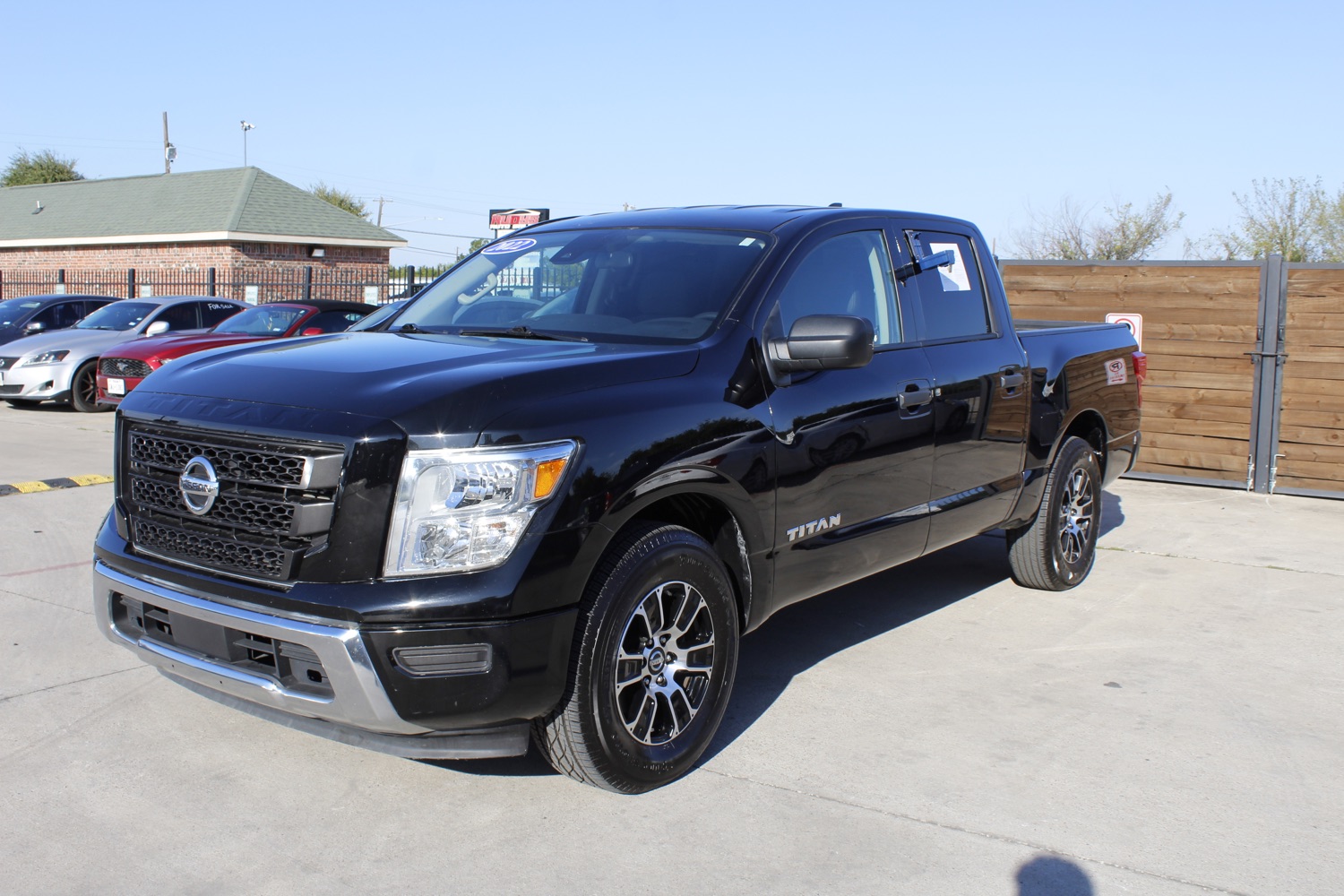 2022 Nissan Titan S Crew Cab 2WD 2