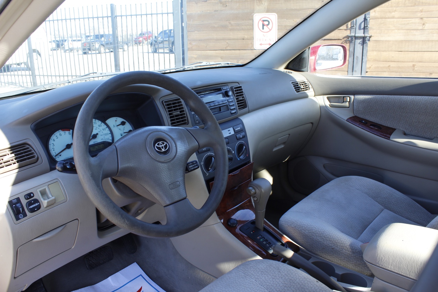 2004 Toyota Corolla LE 12