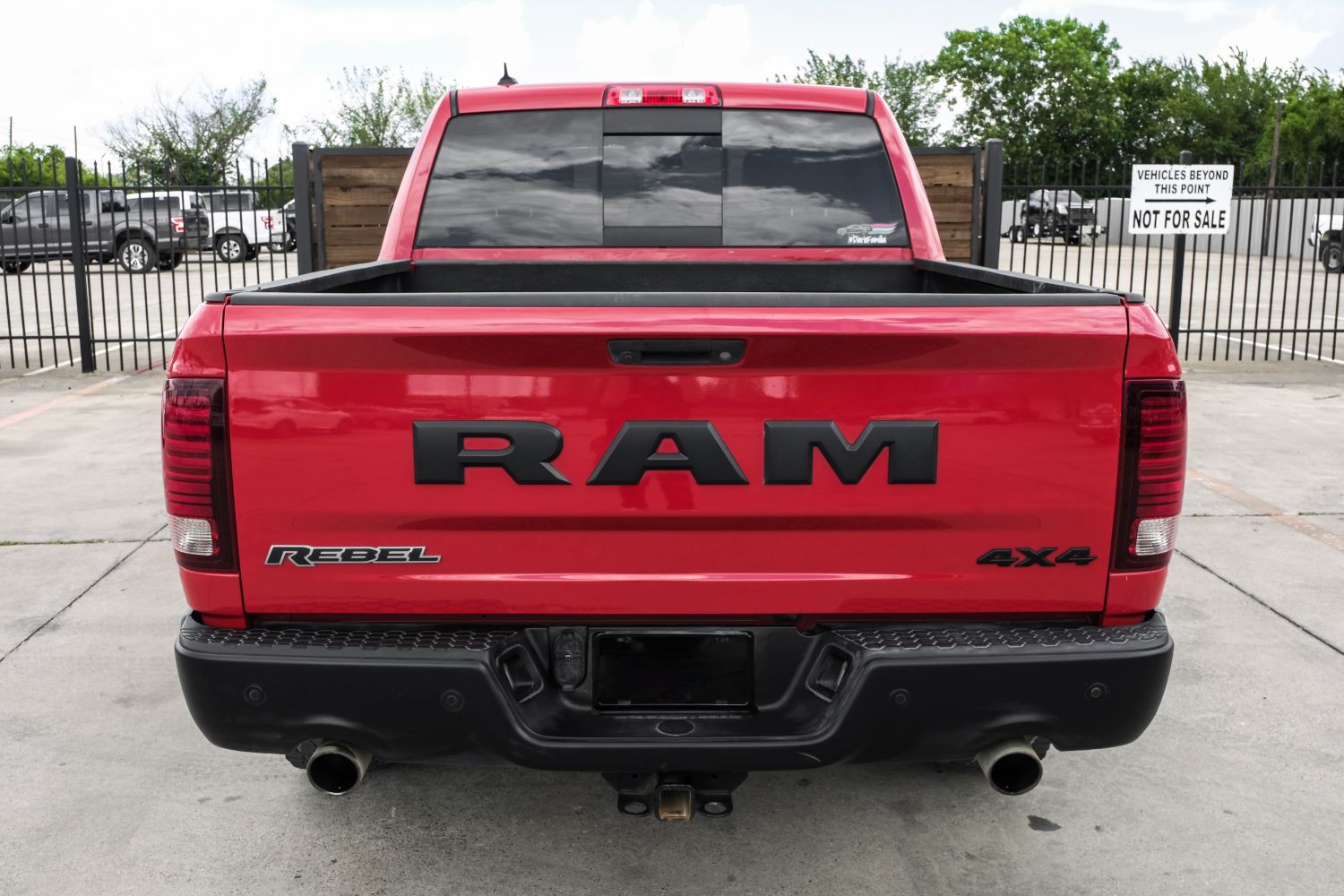 2017 RAM 1500 Rebel Crew Cab SWB 4WD 15