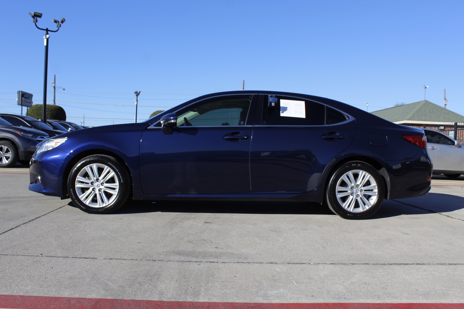 2014 Lexus ES 350 Sedan 3