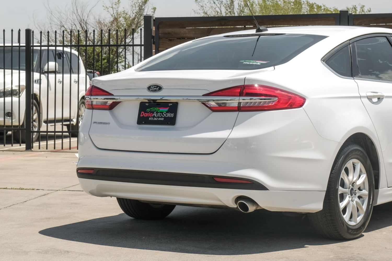 2018 Ford Fusion S 11