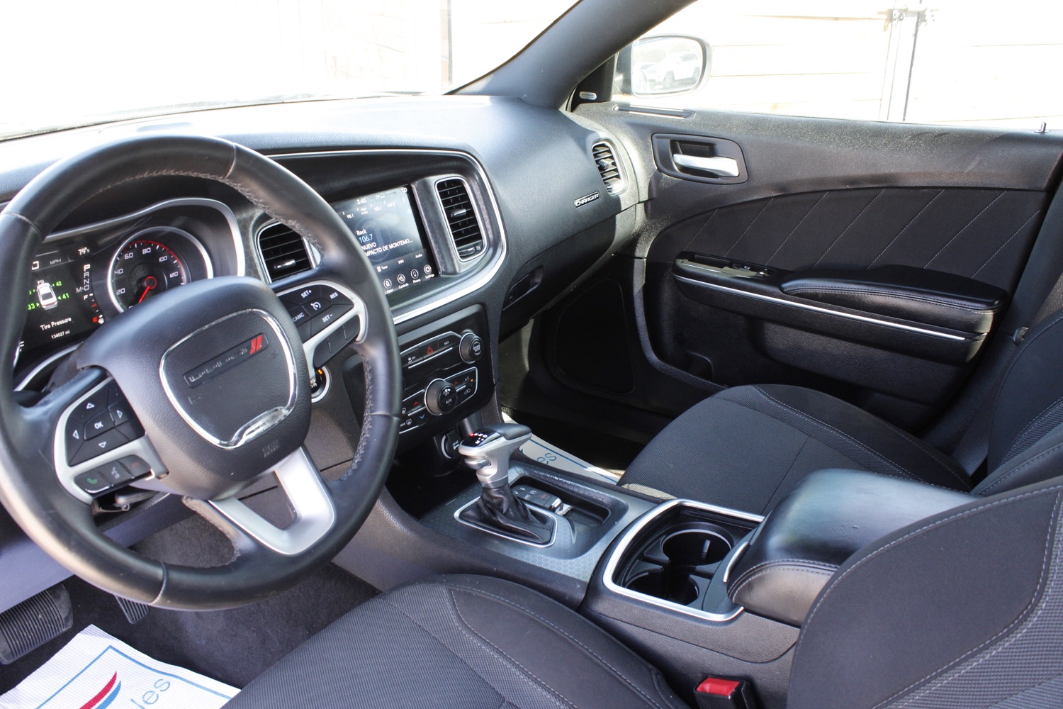 2016 Dodge Charger SXT 11