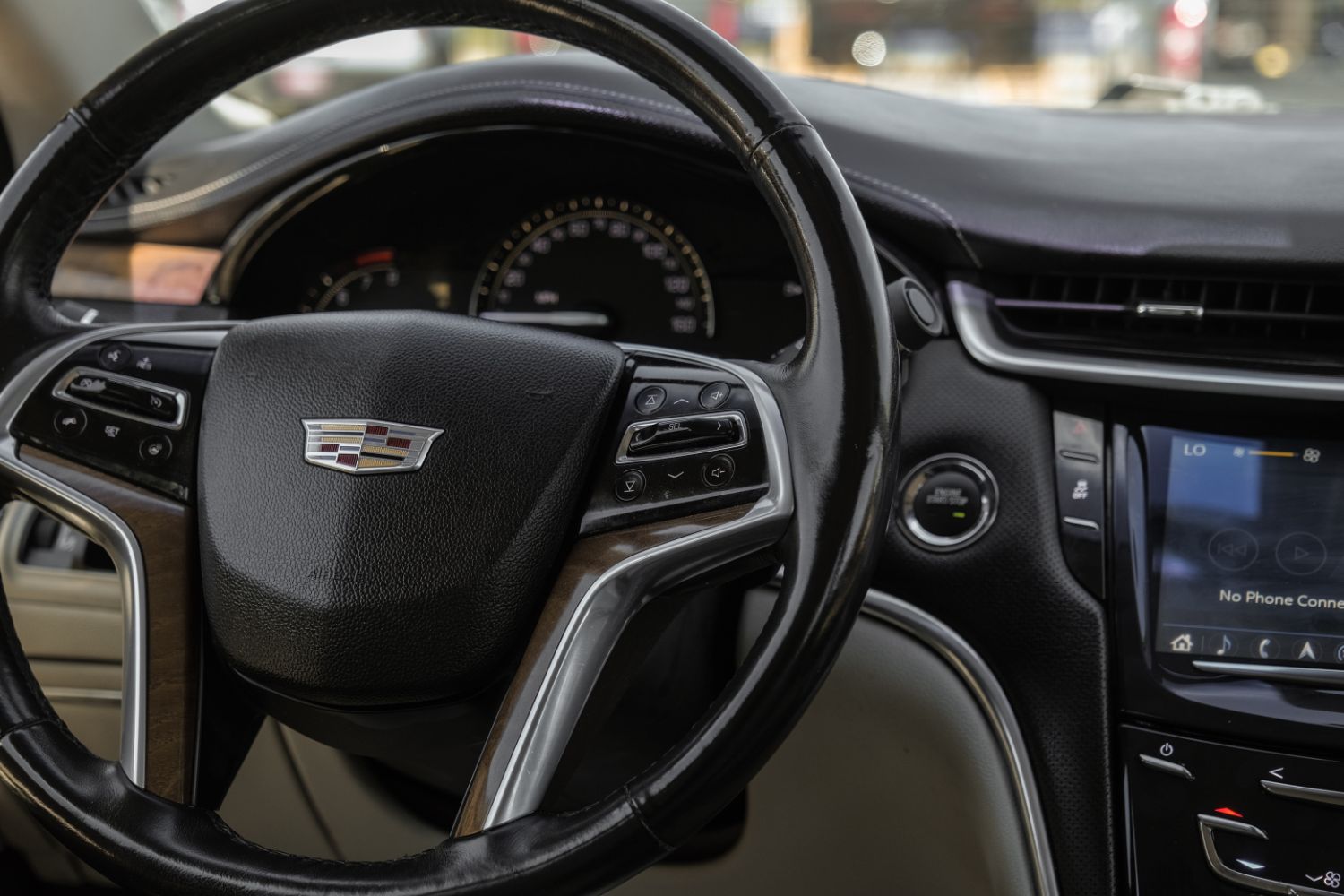 2018 Cadillac XTS Luxury FWD 23