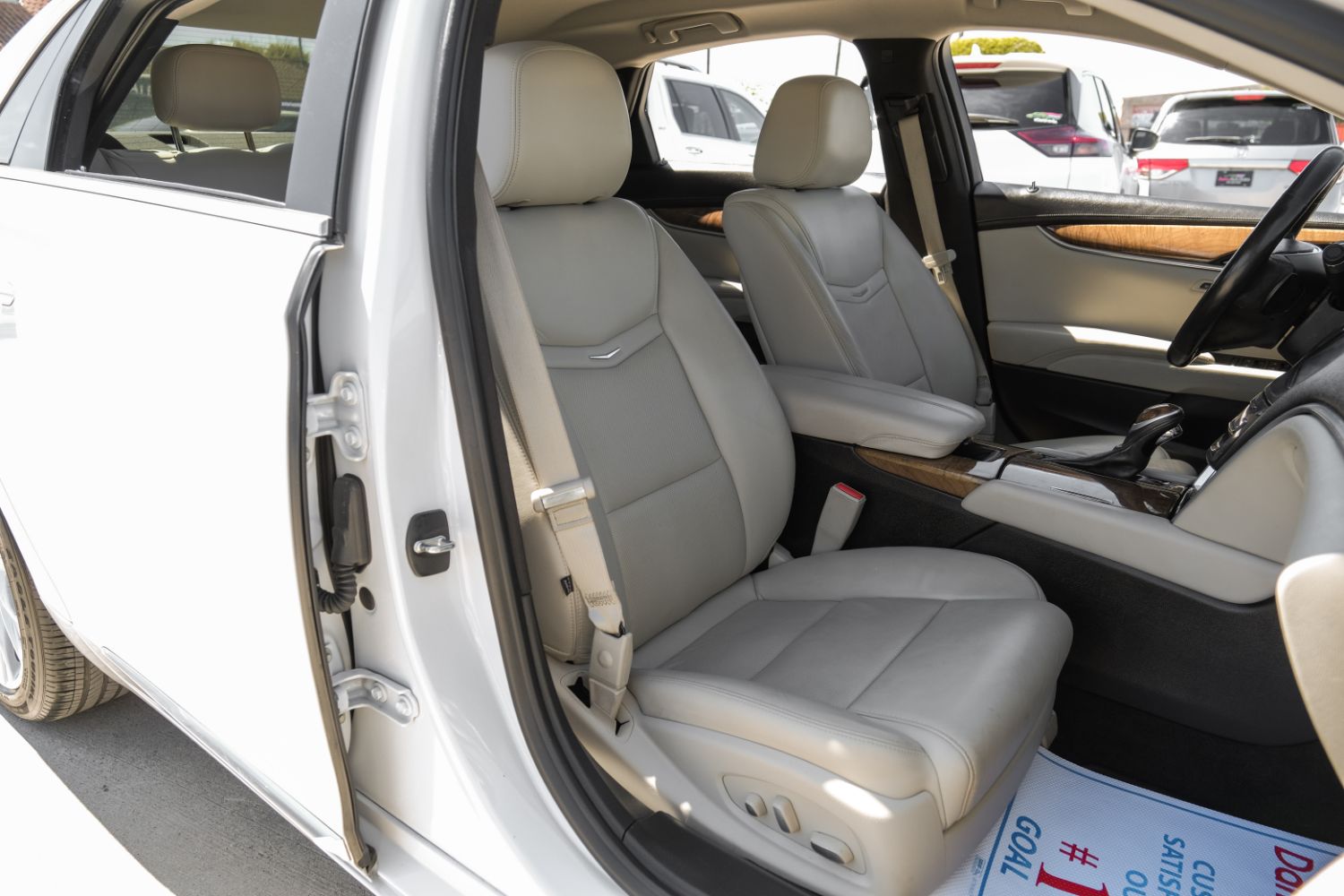 2018 Cadillac XTS Luxury FWD 38