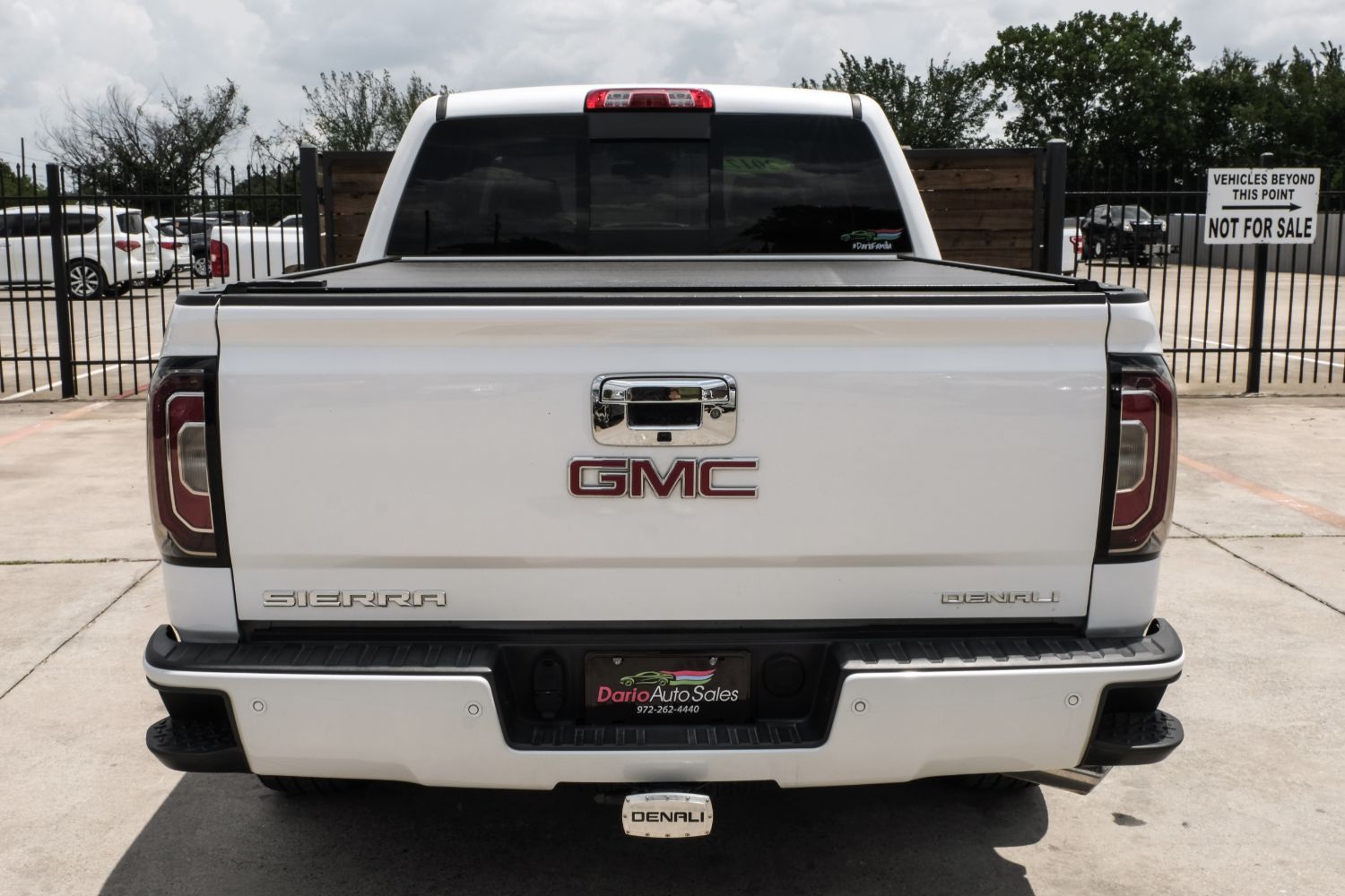 2017 GMC Sierra 1500 Denali Crew Cab Long Box 2WD 16