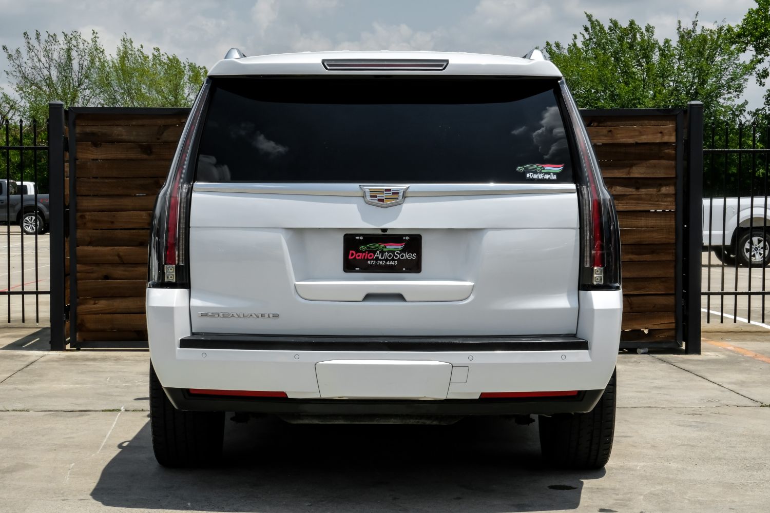 2016 Cadillac Escalade Luxury 4WD 13