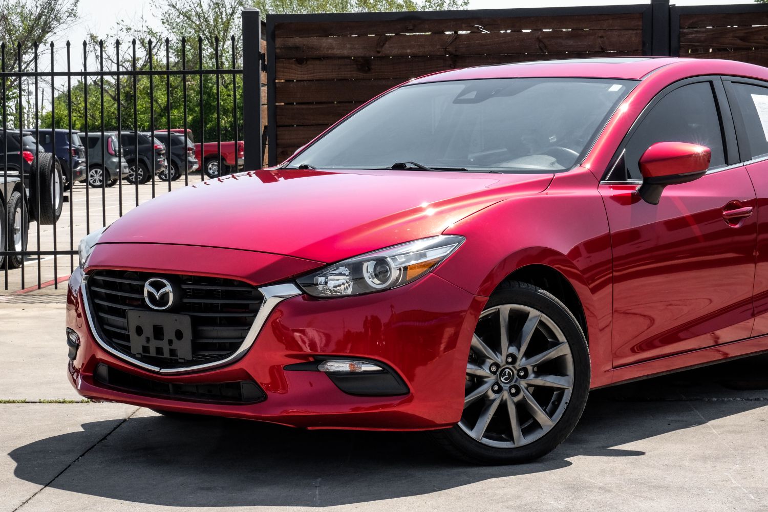 2018 Mazda MAZDA3 s Touring AT 4-Door 5