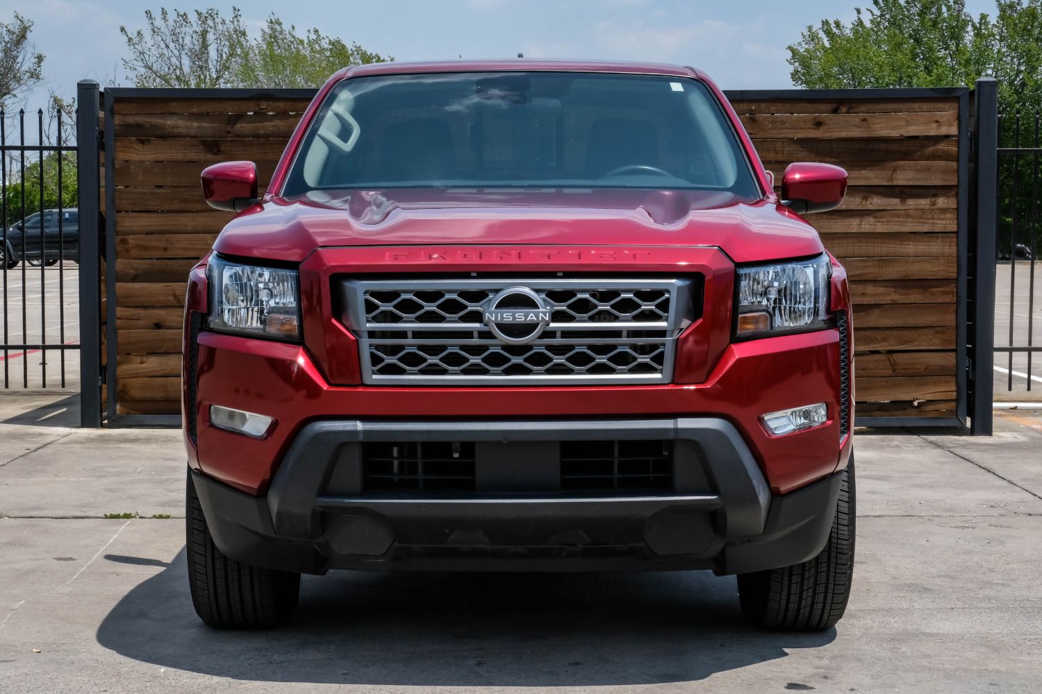 2023 Nissan Frontier SV Crew Cab 2WD 7