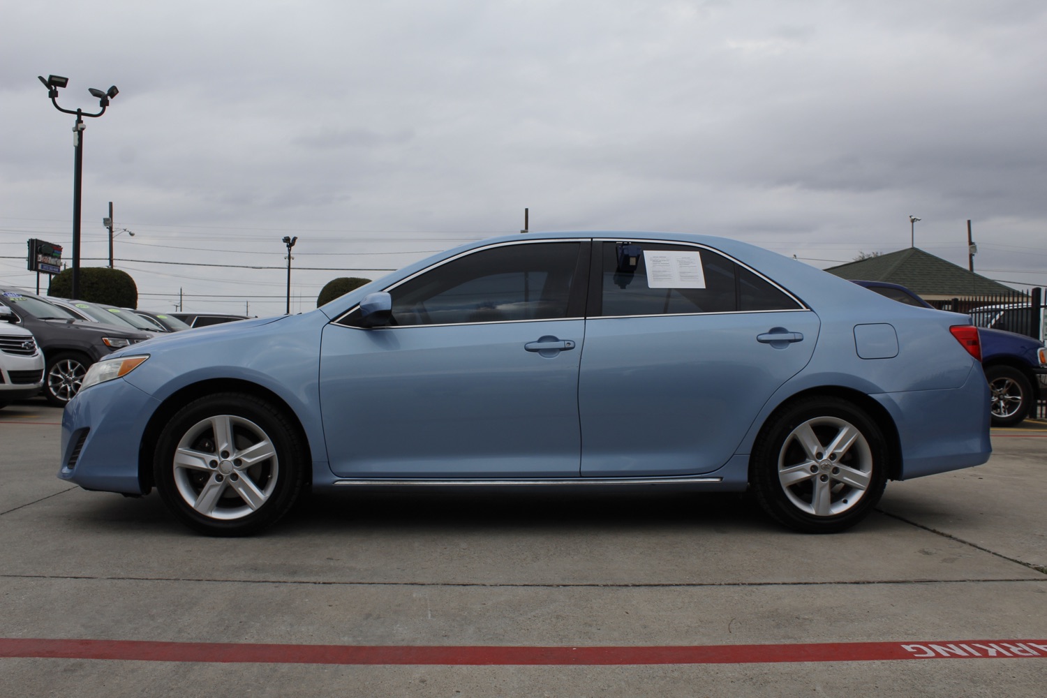 2012 Toyota Camry LE 3