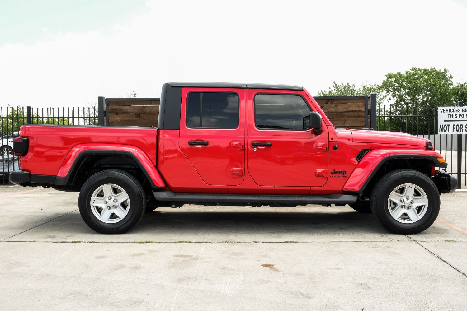 2020 Jeep Gladiator Sport 9