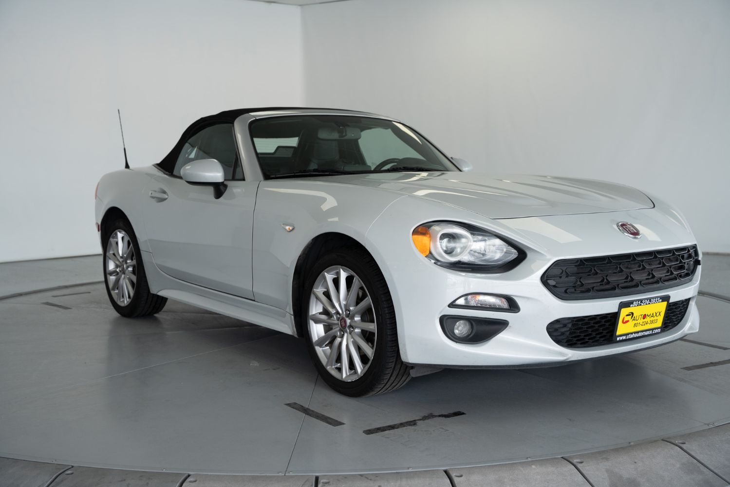FIAT 124 Spider