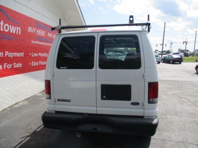 2006 Ford Econoline Van Commercial - Photo 3