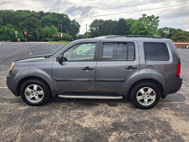2013 Honda Pilot LX's photo