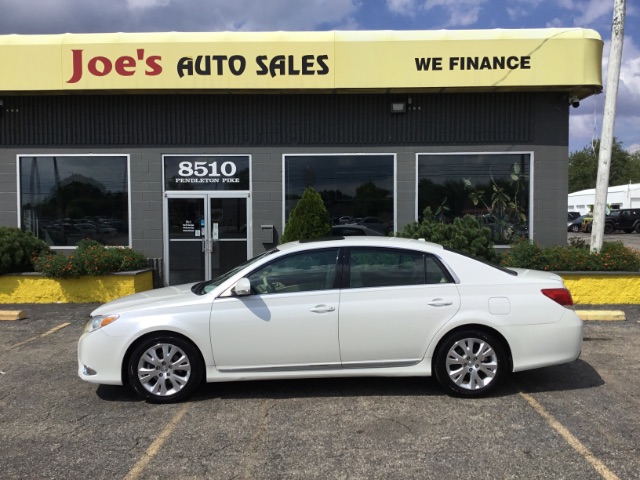 2012-Toyota-Avalon