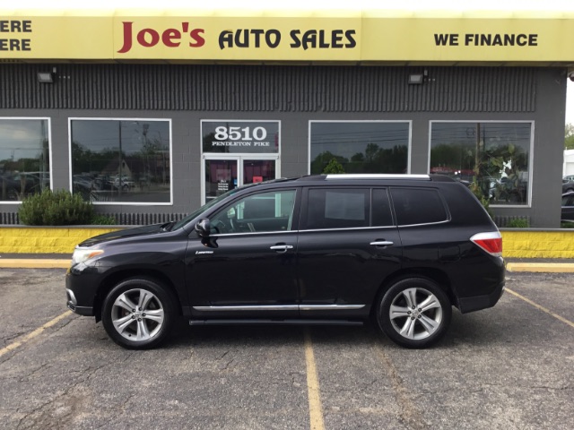 2012-Toyota-Highlander