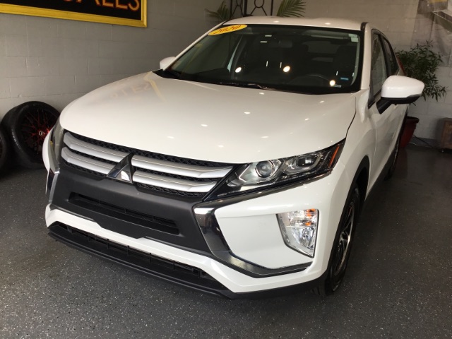 2020 Mitsubishi Eclipse Cross ES 2WD's photo