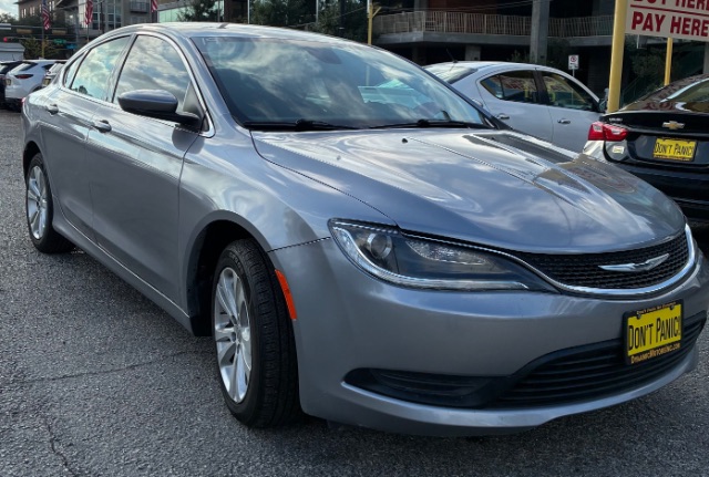 2015 Chrysler 200 LX