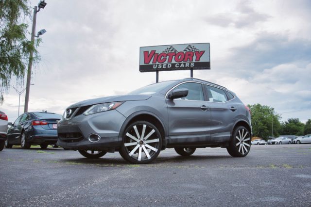 2017 Nissan Rogue Sport SL FWD's photo