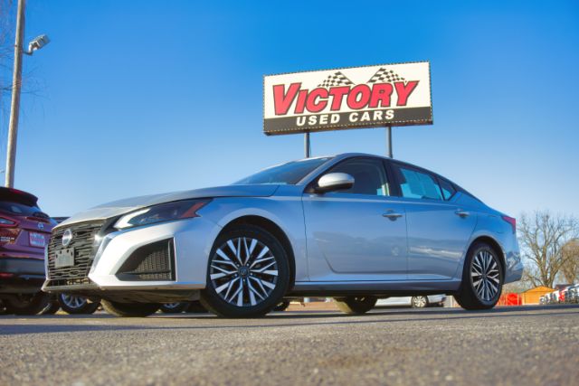 2023 Nissan Altima SV
