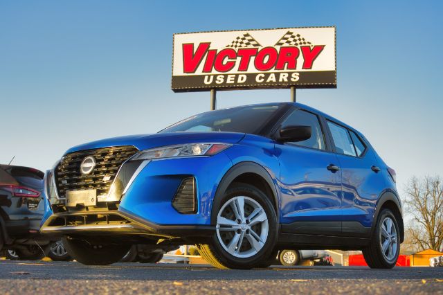 2023 Nissan Kicks S