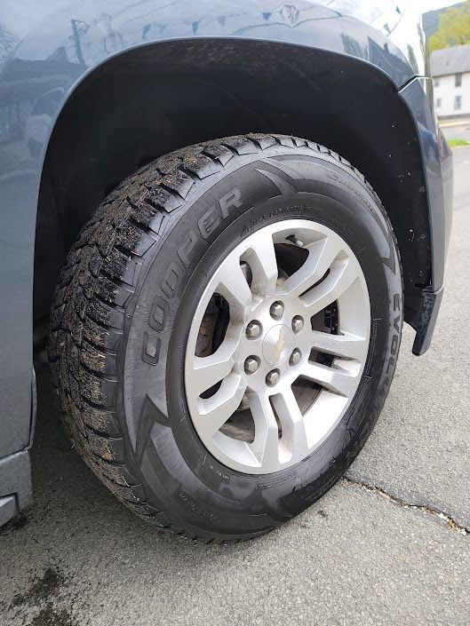 2019 Chevrolet Suburban LT 4WD 19